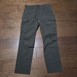 74521 5.11 Tactical Mens Straight Fit Icon Cargo Pants 32x32 Ranger Green